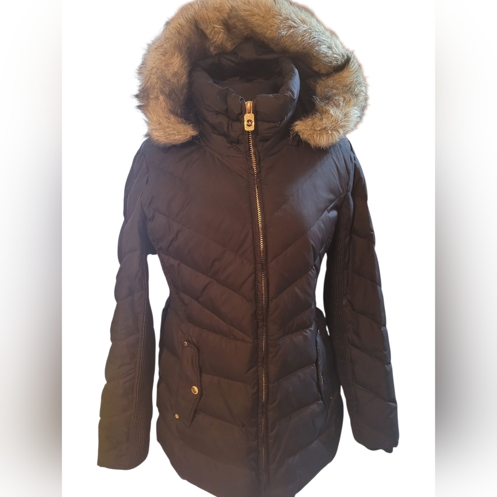 MICHAEL Michael Kors Black Puffer Jacket with Faux Fur Trim
